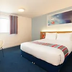 Travelodge 3*