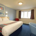 Travelodge Hotel 3*