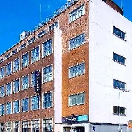 Travelodge Ξενοδοχείο 3*